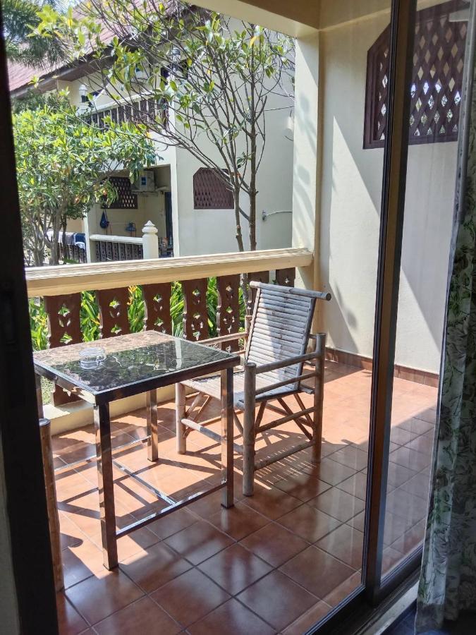 Ban Nam Mao Resort Na Chom Thian Exterior photo
